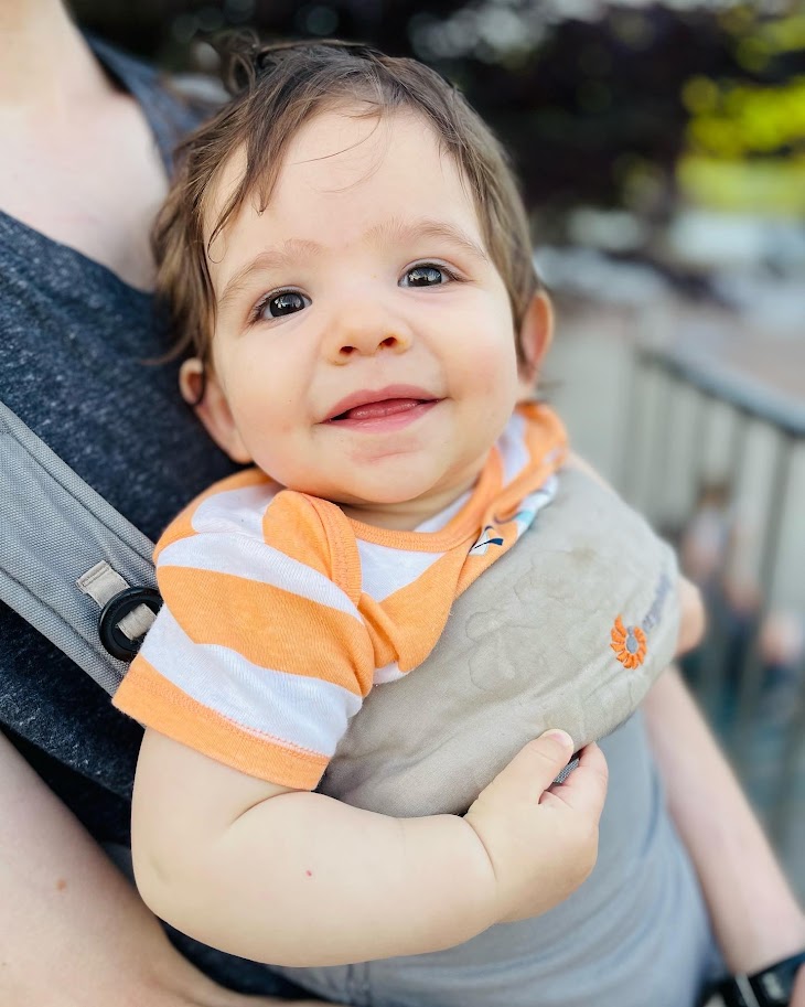 baby boy with dad